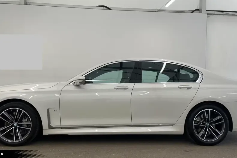 BMW 740 (Seria 7) din 2022 cu 68.393 km - oferta BMW185703 - foto 2
