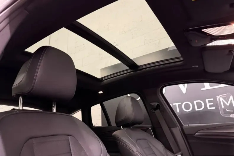 BMW X4 (Seria X) din 2024 cu 18.900 km - oferta BMW185705 - foto 17