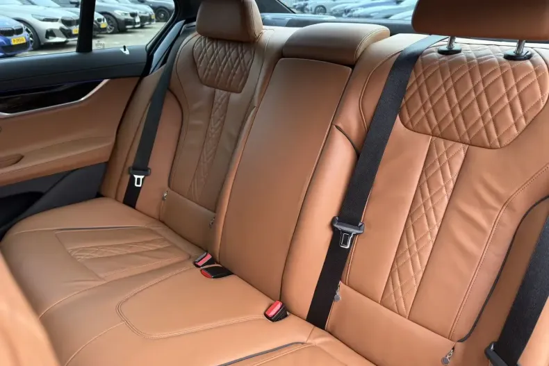 BMW 745 (Seria 7) din 2022 cu 93.189 km - oferta BMW185706 - foto 20