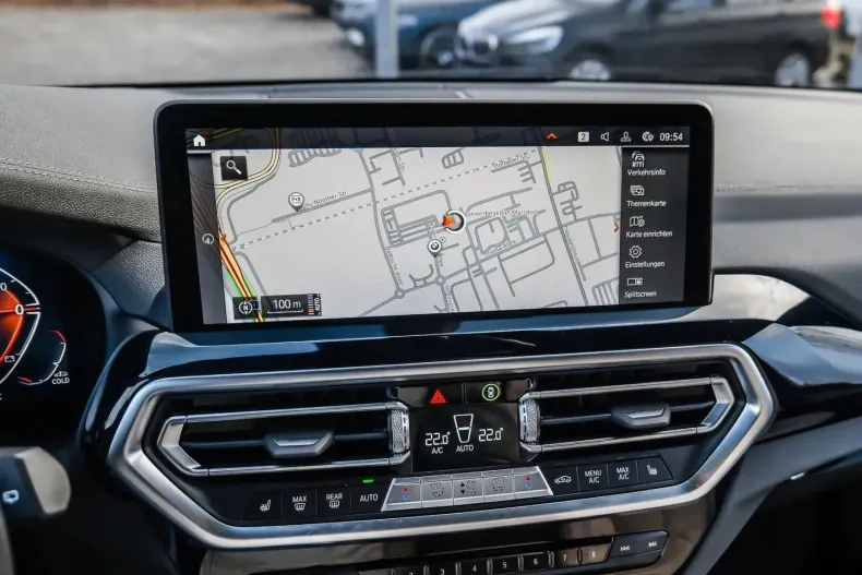 BMW X3 (Seria X) din 2024 cu 11.811 km - oferta BMW185708 - foto 11