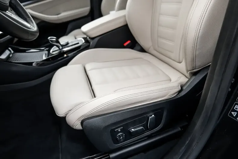 BMW X3 (Seria X) din 2024 cu 12.754 km - oferta BMW185711 - foto 19