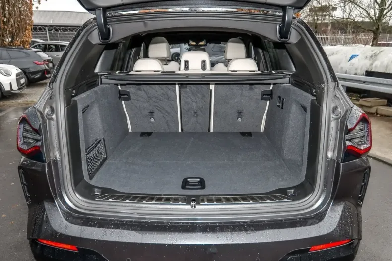 BMW X3 (Seria X) din 2024 cu 12.754 km - oferta BMW185711 - foto 20