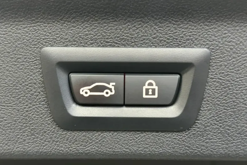 BMW X3 (Seria X) din 2022 cu 8.230 km - oferta BMW185712 - foto 32