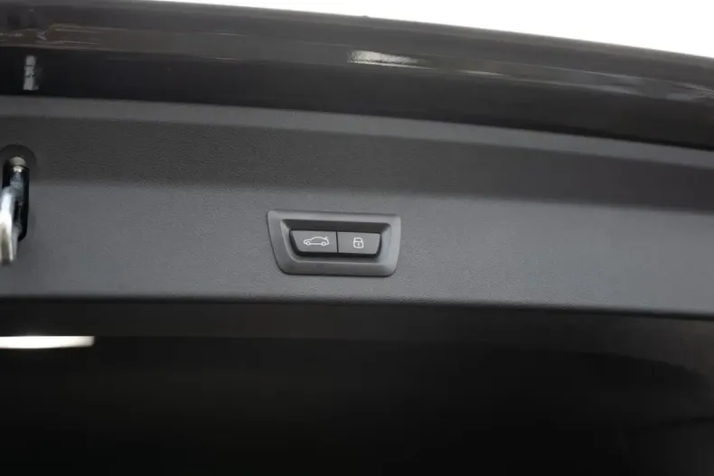 BMW X3 (Seria X) din 2024 cu 16.602 km - oferta BMW185715 - foto 12