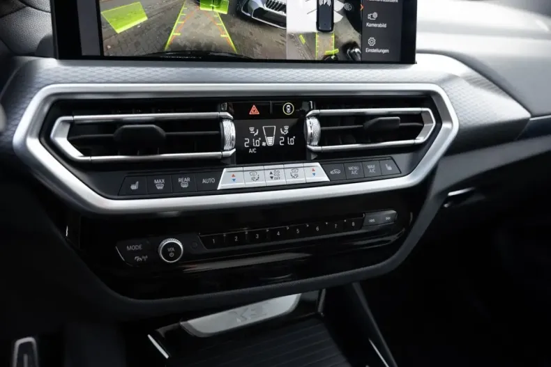 BMW X3 (Seria X) din 2024 cu 16.602 km - oferta BMW185715 - foto 18