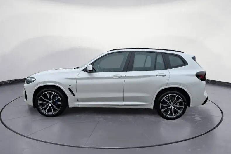 BMW X3 (Seria X) din 2024 cu 12.500 km - oferta BMW185717 - foto 2