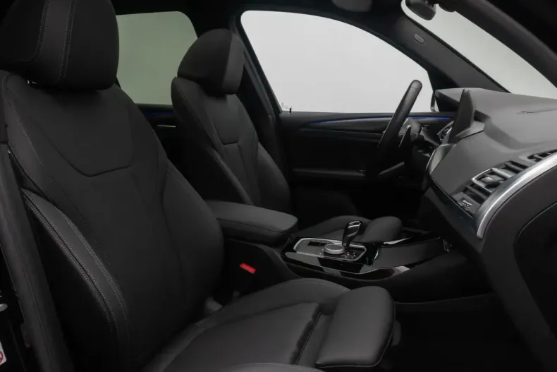 BMW X3 (Seria X) din 2023 cu 33.921 km - oferta BMW185718 - foto 37