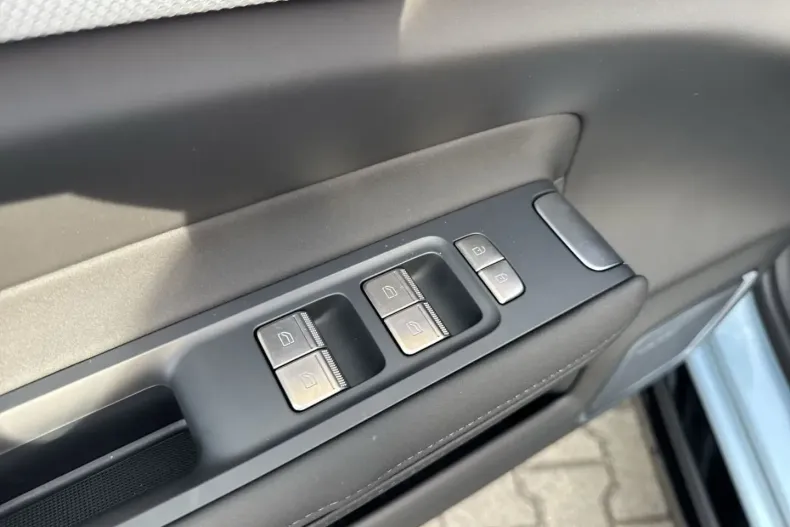 Polestar 4 din 2025 cu 5.000 km - oferta POL185725 - foto 22