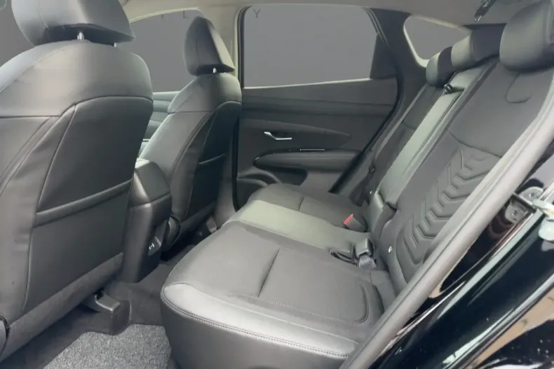 Hyundai TUCSON din 2025 cu 17.500 km - oferta HYU185728 - foto 7