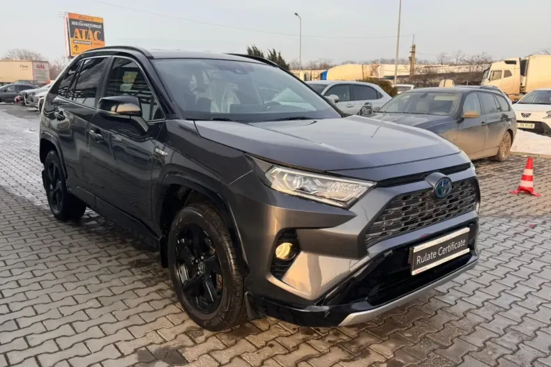 Toyota RAV4 din 2021 cu 82.618 km - oferta TOY185729 - foto 4