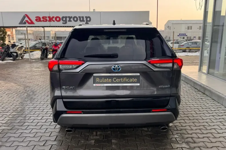 Toyota RAV4 din 2021 cu 82.618 km - oferta TOY185729 - foto 8