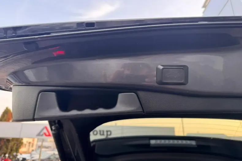 Toyota RAV4 din 2021 cu 82.618 km - oferta TOY185729 - foto 20