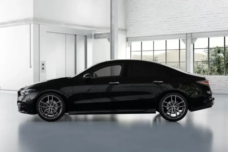 Mercedes-Benz CLA 180 (Clasa CLA) din 2025 cu 3.800 km - oferta MER185730 - foto 2