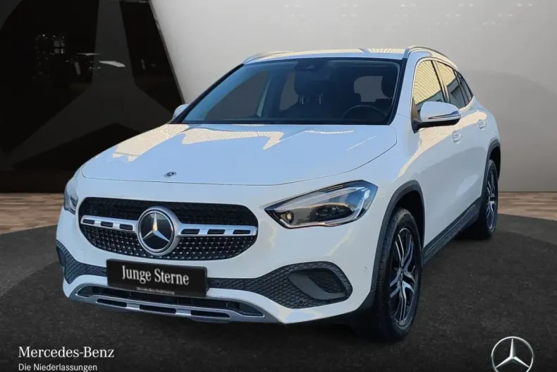 Mercedes-Benz GLA 250 (Clasa GLA) din 2021 cu 63.102 km - oferta MER185732 - foto 1