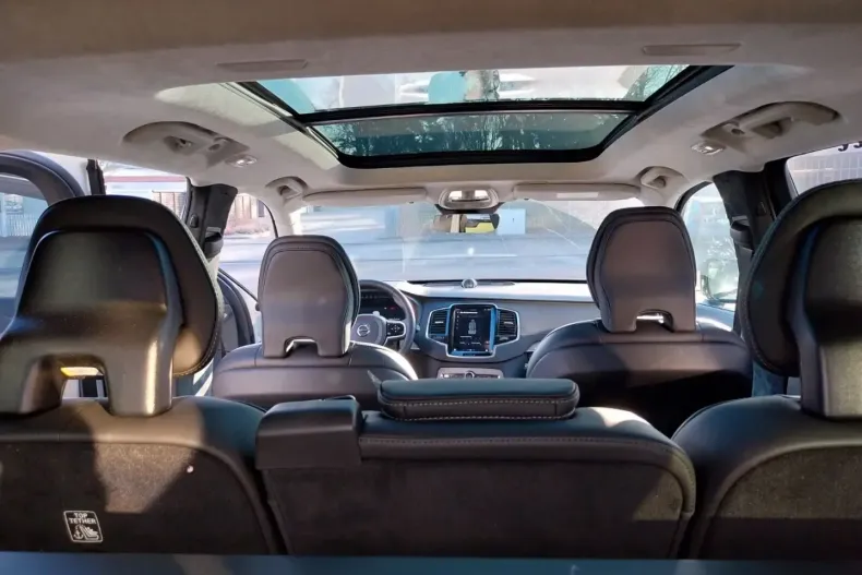 Volvo XC90 din 2025 cu 18.000 km - oferta VOL185736 - foto 12