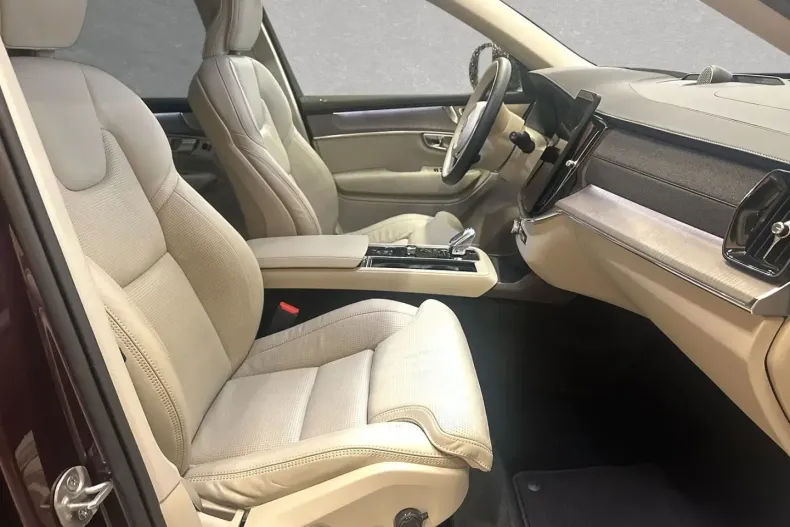 Volvo XC90 din 2025 cu 22.000 km - oferta VOL185737 - foto 4