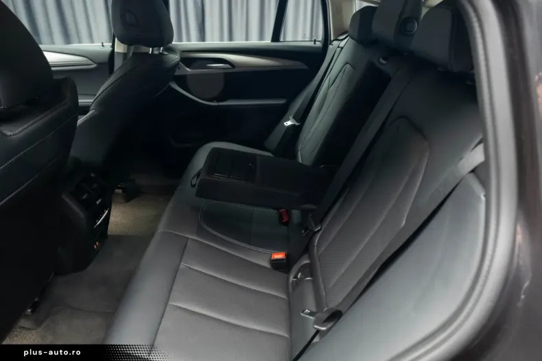 BMW X4 (Seria X) din 2023 cu 28.401 km - oferta BMW185738 - foto 36