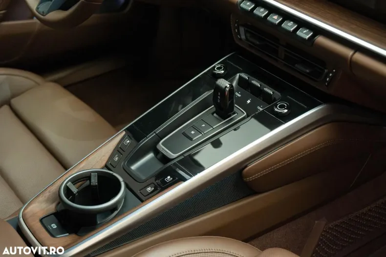 Porsche 911 din 2023 cu 8.500 km - oferta POR185739 - foto 34