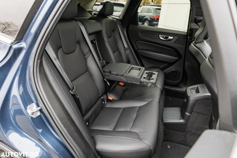 Volvo XC60 din 2022 cu 90.200 km - oferta VOL185741 - foto 11