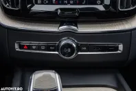 Volvo XC60 din 2022 cu 90.200 km - oferta VOL185741 - foto 16