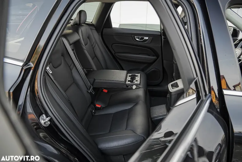 Volvo XC60 din 2022 cu 101.550 km - oferta VOL185743 - foto 19