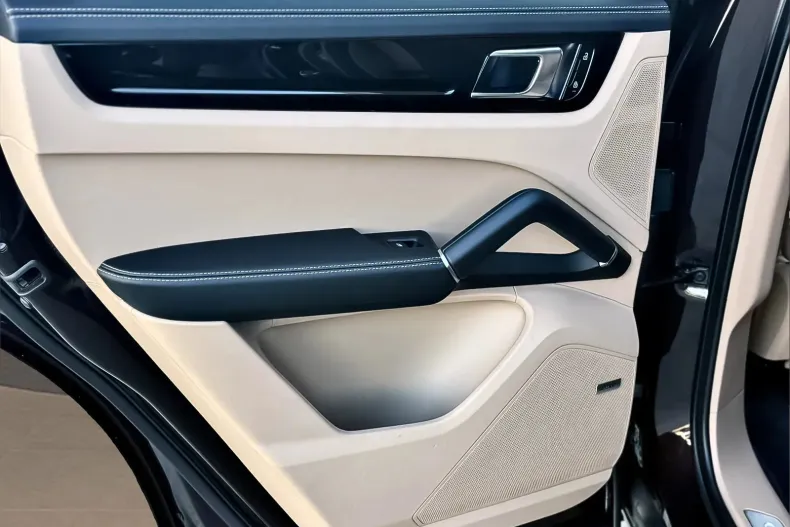 Porsche Cayenne din 2023 cu 62.000 km - oferta POR185752 - foto 9