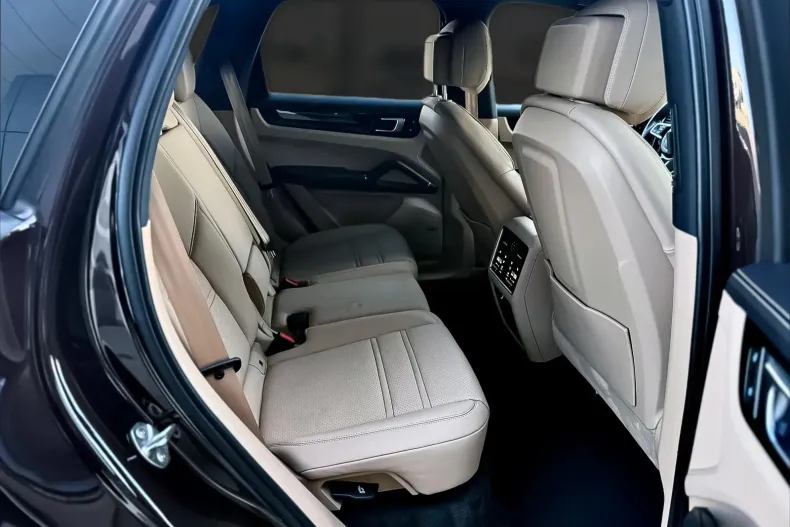 Porsche Cayenne din 2023 cu 62.000 km - oferta POR185752 - foto 19