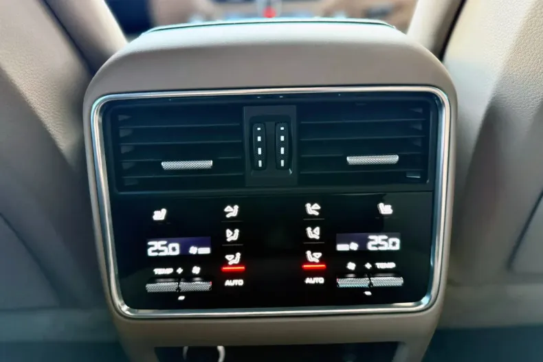 Porsche Cayenne din 2023 cu 62.000 km - oferta POR185752 - foto 20