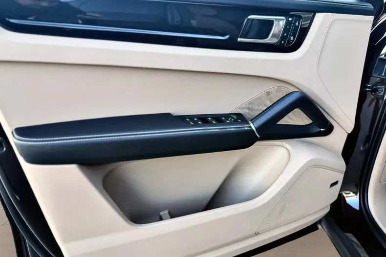 Porsche Cayenne din 2023 cu 62.000 km - oferta POR185752 - foto 21