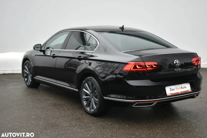 Volkswagen Passat din 2021 cu 60.266 km - oferta VOL185755 - foto 3