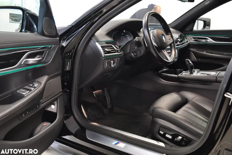 BMW Seria 7 din 2020 cu 61.059 km - oferta BMW185756 - foto 12