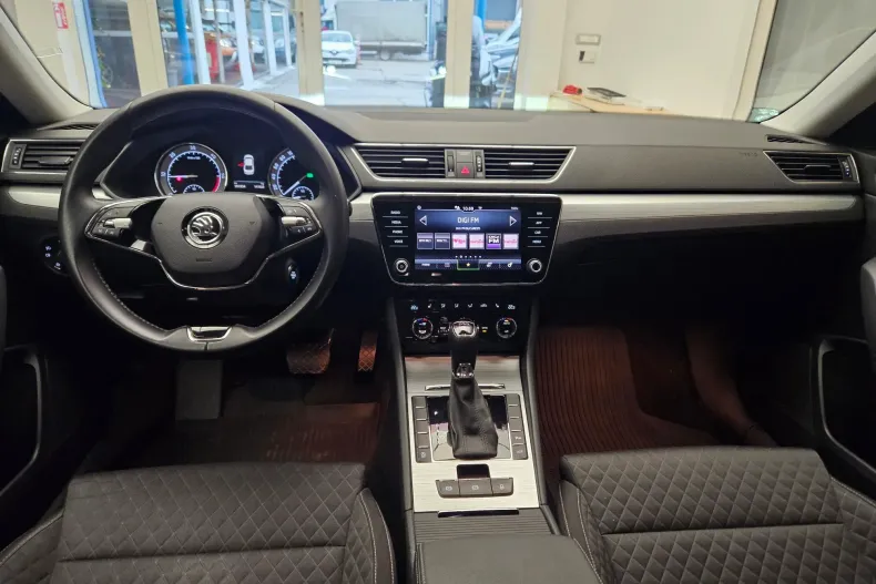 Skoda Superb din 2021 cu 101.000 km - oferta SKO185762 - foto 14