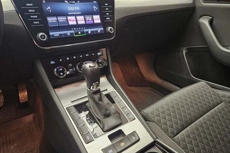 Skoda Superb din 2021 cu 101.000 km - oferta SKO185762 - foto 29