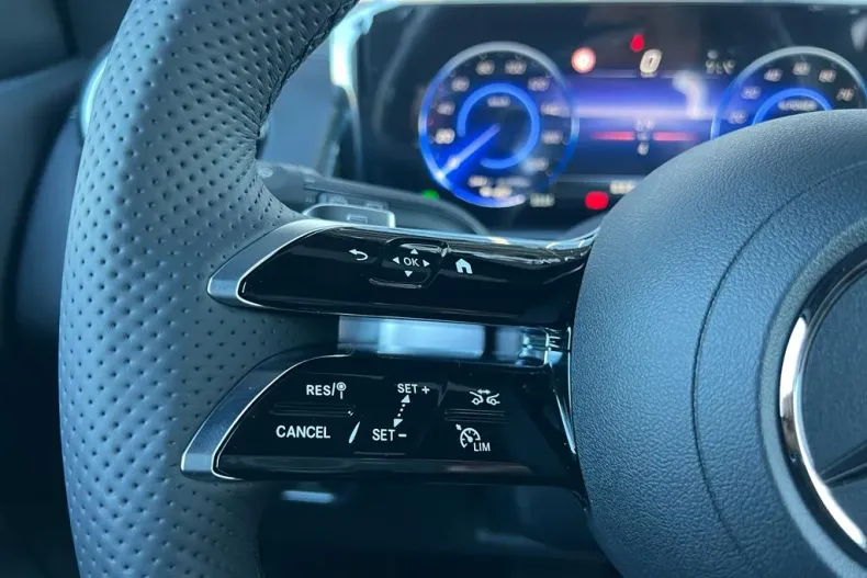 Mercedes-Benz EQB din 2023 cu 10 km - oferta MER185764 - foto 9