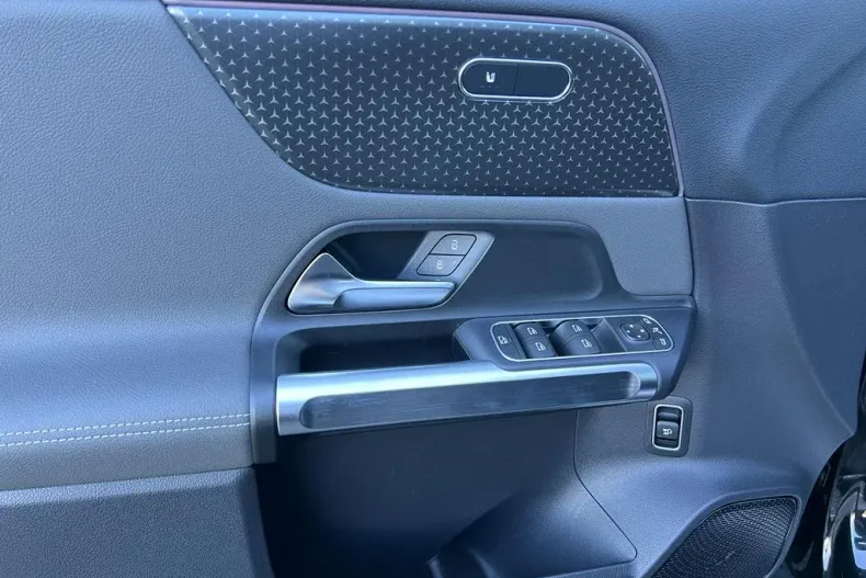 Mercedes-Benz EQB din 2023 cu 10 km - oferta MER185764 - foto 16