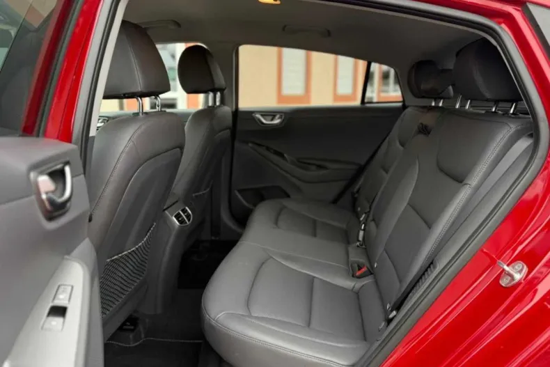 Hyundai IONIQ din 2021 cu 55.000 km - oferta HYU185768 - foto 20