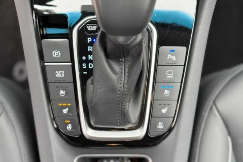 Hyundai IONIQ din 2021 cu 55.000 km - oferta HYU185768 - foto 29