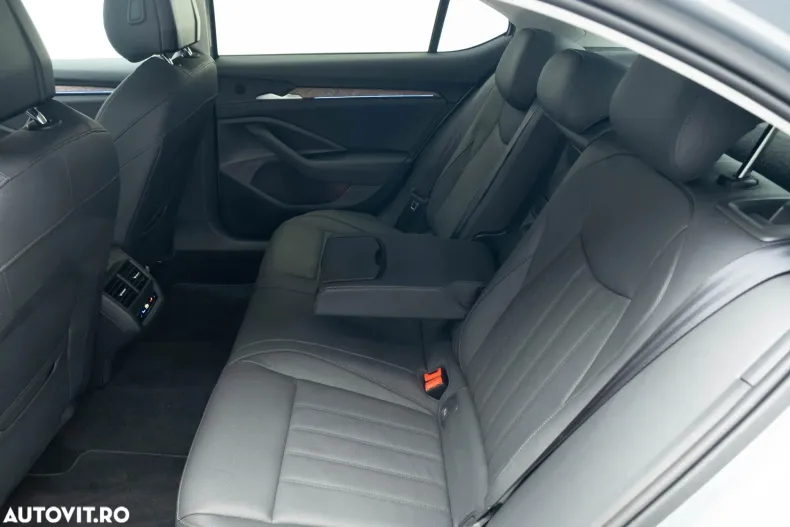 Skoda Superb din 2024 cu 34.000 km - oferta SKO185771 - foto 34