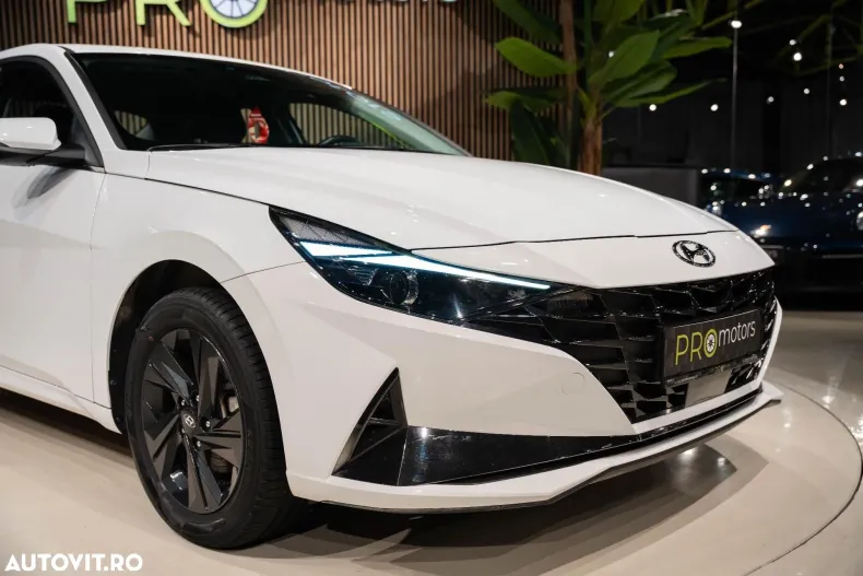 Hyundai Elantra din 2022 cu 45.220 km - oferta HYU185776 - foto 9