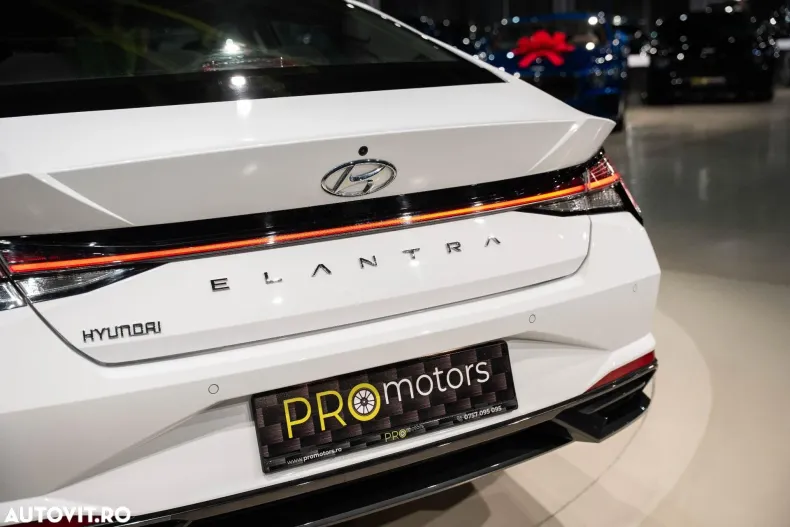 Hyundai Elantra din 2022 cu 45.220 km - oferta HYU185776 - foto 12