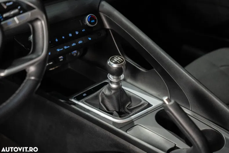 Hyundai Elantra din 2022 cu 45.220 km - oferta HYU185776 - foto 14