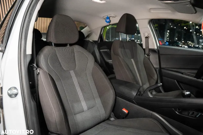 Hyundai Elantra din 2022 cu 45.220 km - oferta HYU185776 - foto 21