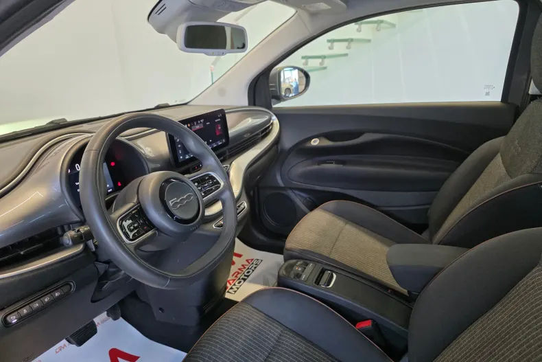 Fiat 500e din 2021 cu 78.000 km - oferta FIA185780 - foto 8