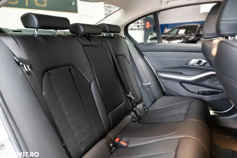 BMW Seria 3 din 2020 cu 168.842 km - oferta BMW185782 - foto 7