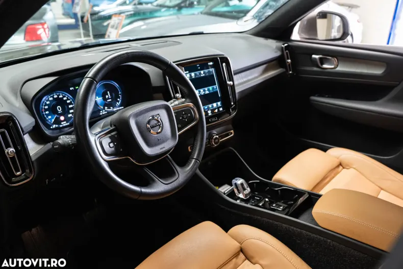 Volvo XC40 din 2020 cu 88.464 km - oferta VOL185784 - foto 6