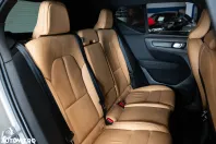 Volvo XC40 din 2020 cu 88.464 km - oferta VOL185784 - foto 7