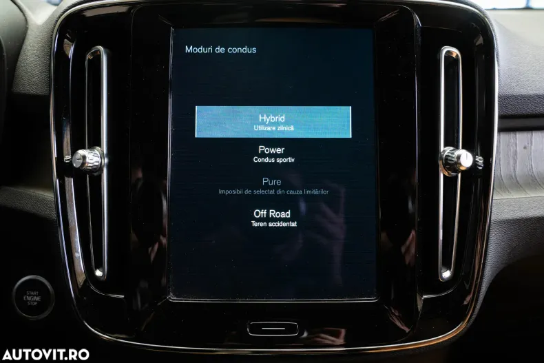 Volvo XC40 din 2020 cu 88.464 km - oferta VOL185784 - foto 25