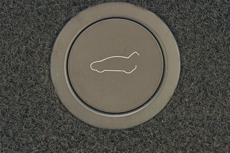 Tesla Model Y din 2025 cu 13.326 km - oferta TES185792 - foto 24