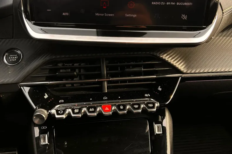 Peugeot 2008 din 2024 cu 55.133 km - oferta PEU185799 - foto 9