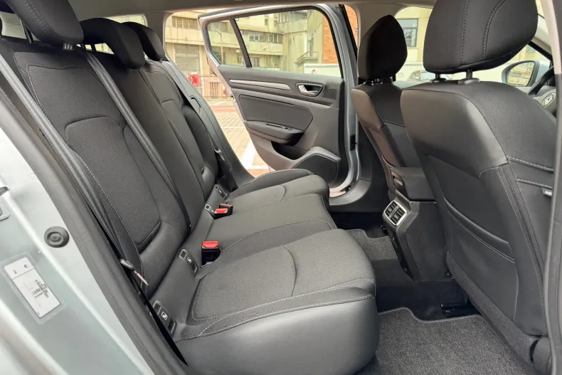 Renault Megane din 2021 cu 98.000 km - oferta REN185803 - foto 16